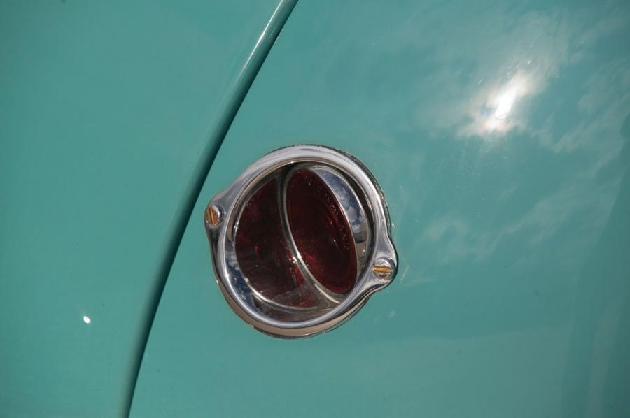 Детали экстерьера Austin A90 Atlantic Convertible 1949 года  (фото 25 из 31)